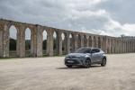 Toyota C-HR Hybrid 2019 года (WW)